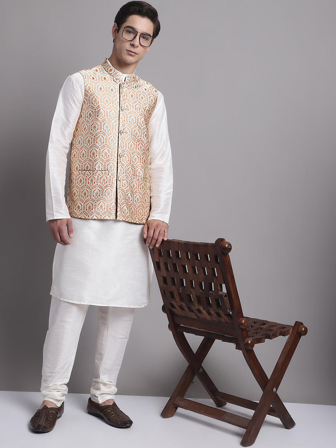 Jompers Men's Peach Woven Design Nehru Jacket With Solid Kurta Pyjama | Grocsy