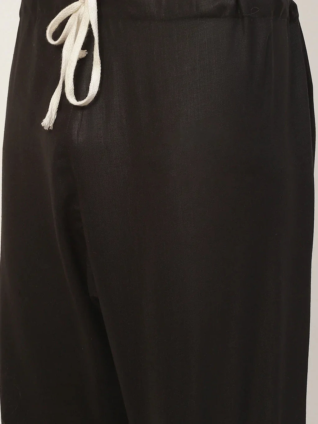 Jompers Men's Kurta Pyjama With Black Solid Nehru Jacket | Grocsy
