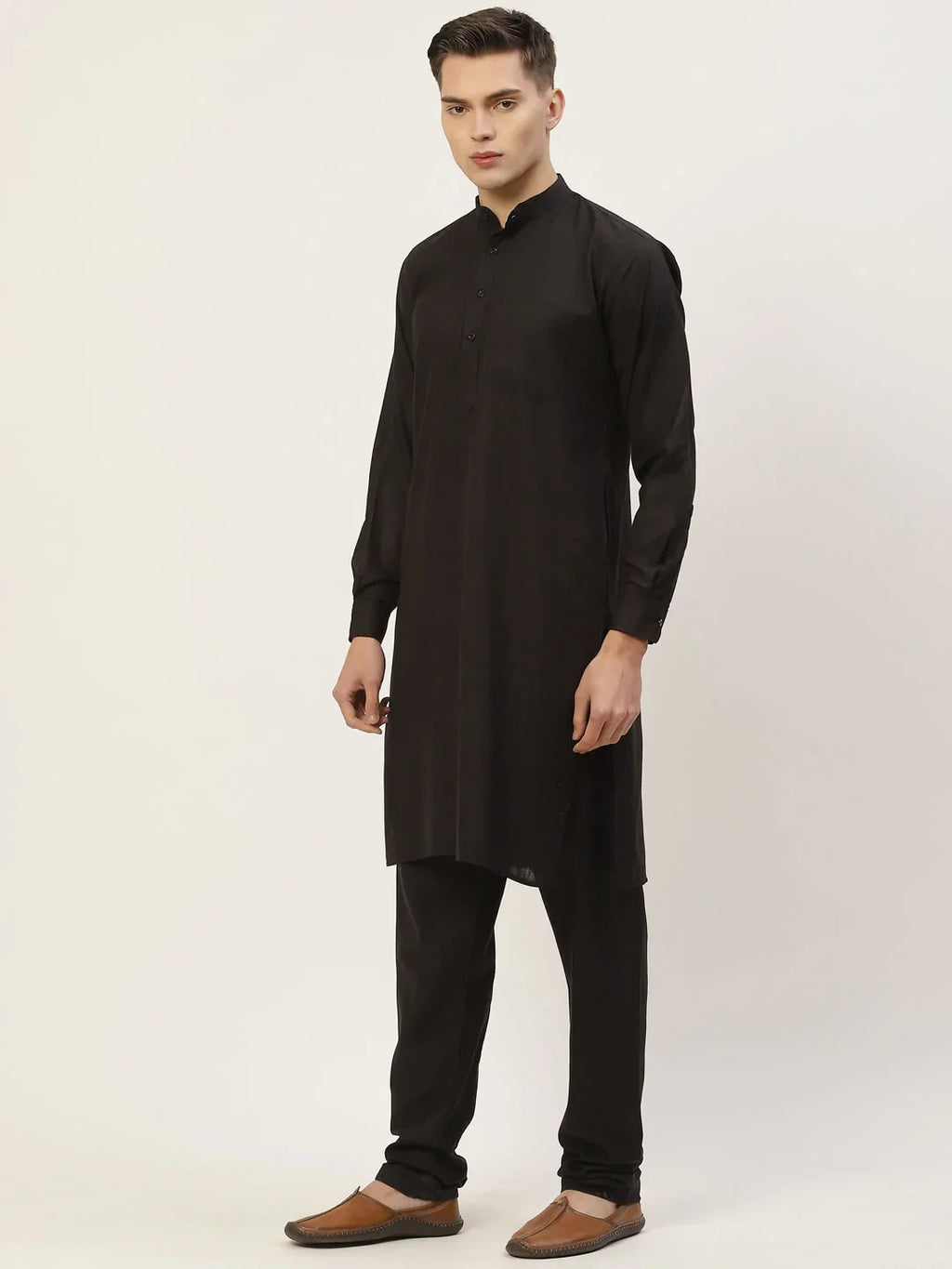 Jompers Men's Kurta Pyjama With Black Solid Nehru Jacket | Grocsy