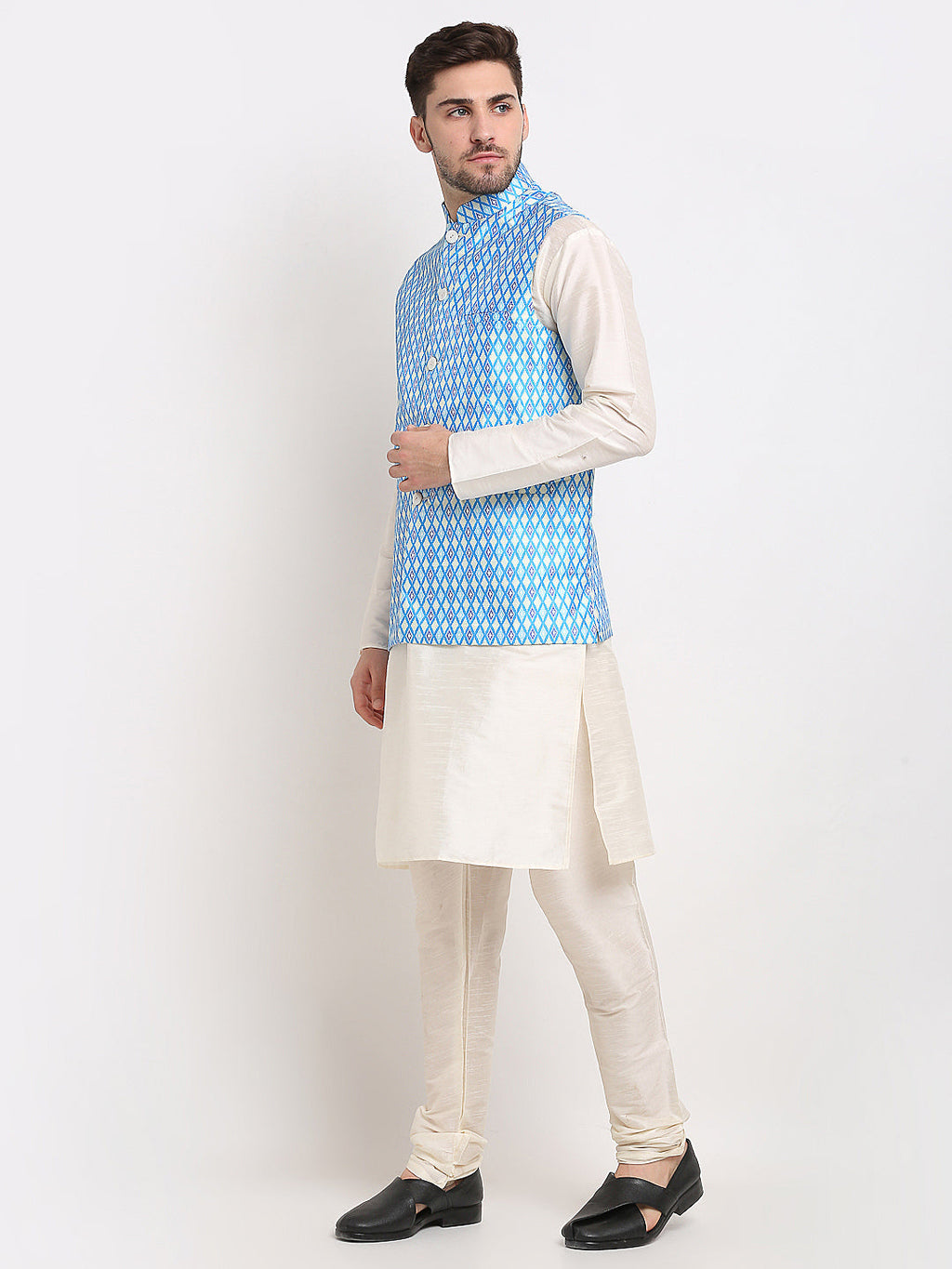 Jompers Men's Ikat Print Nehru Jacket & Kurta Pyjama | Grocsy