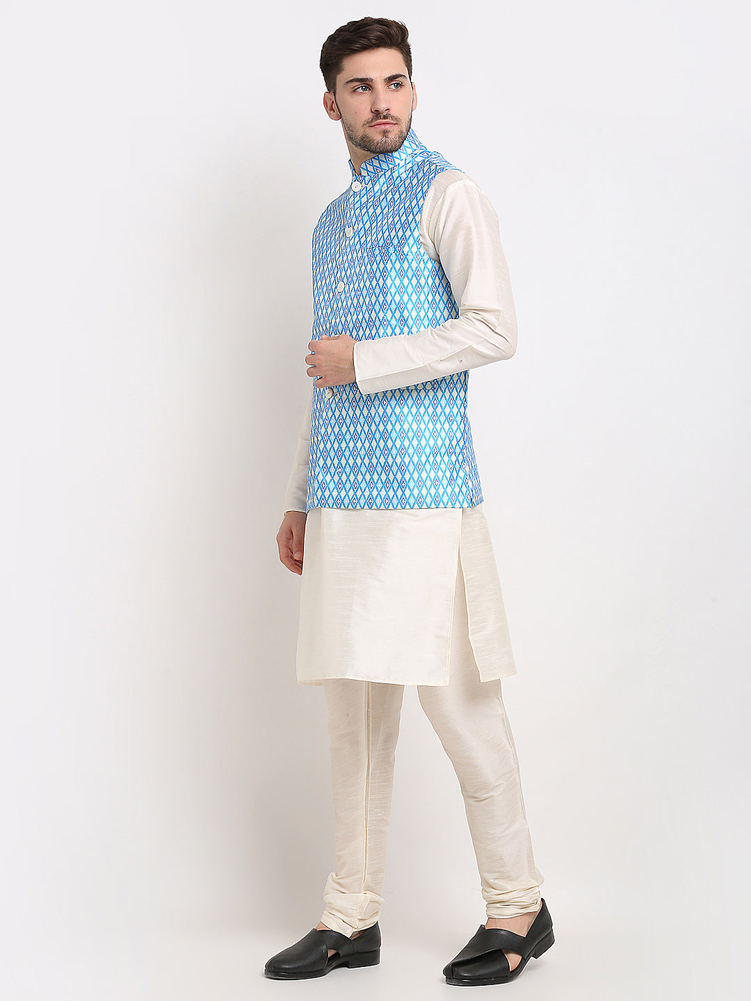 Jompers Men's Ikat Print Nehru Jacket & Kurta Pyjama | Grocsy