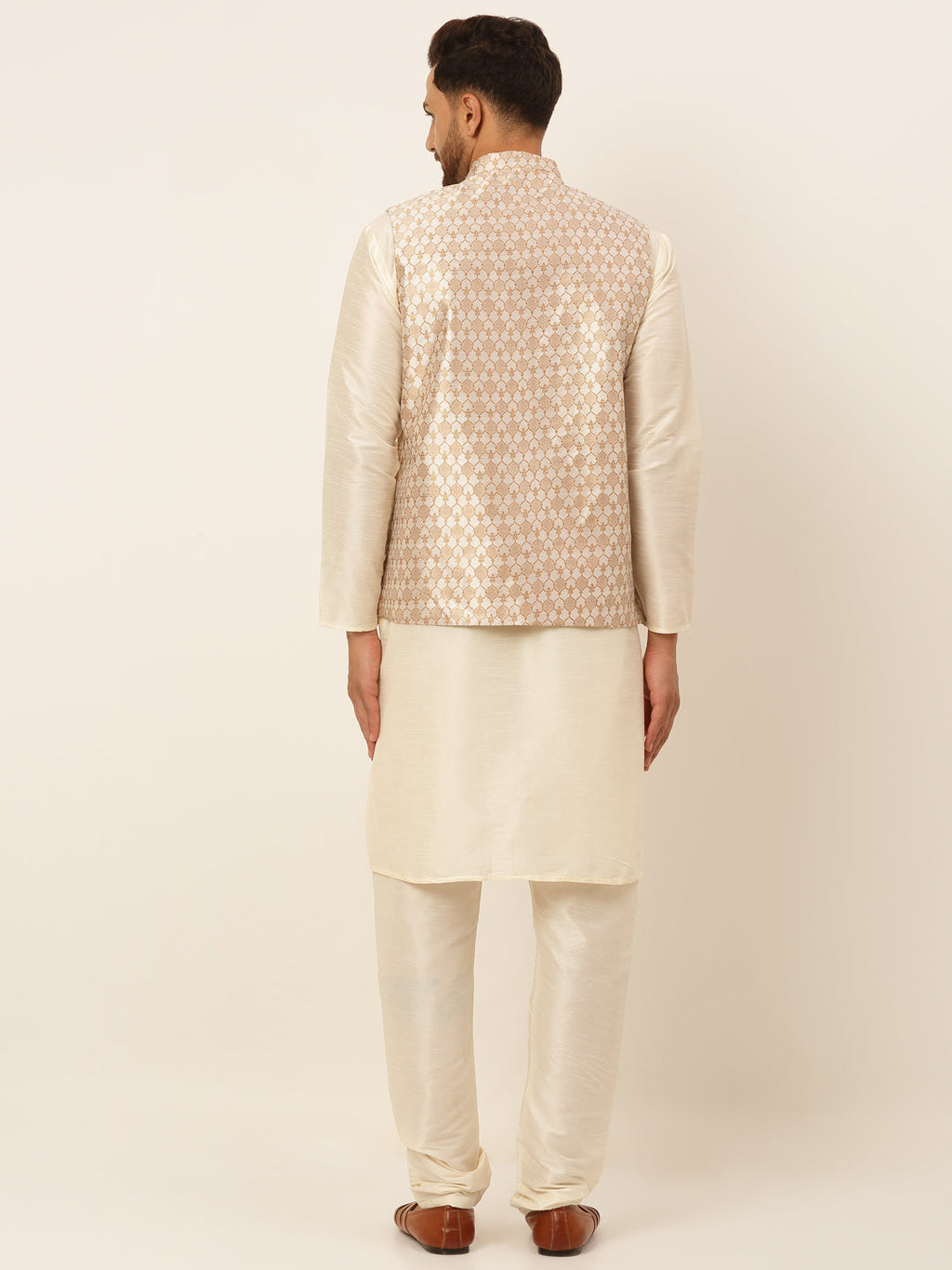 Jompers Men's Solid Kurta Pyjama With Nehru Jacket - Silver | Grocsy