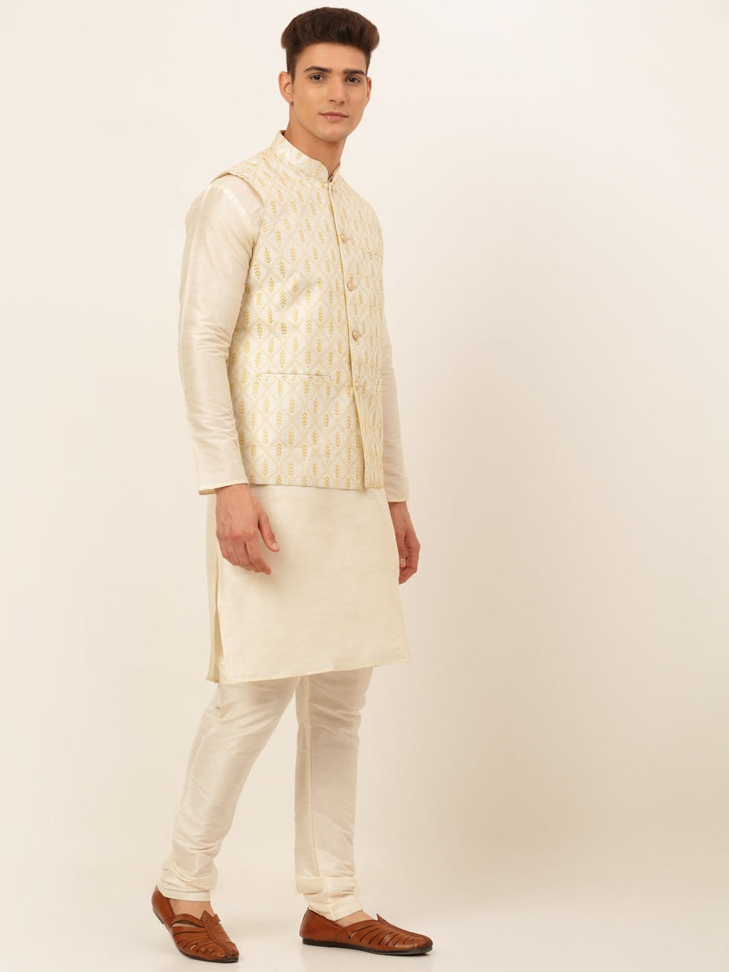 Jompers Men's Solid Kurta Pyjama With Nehru Jacket - Silver | Grocsy