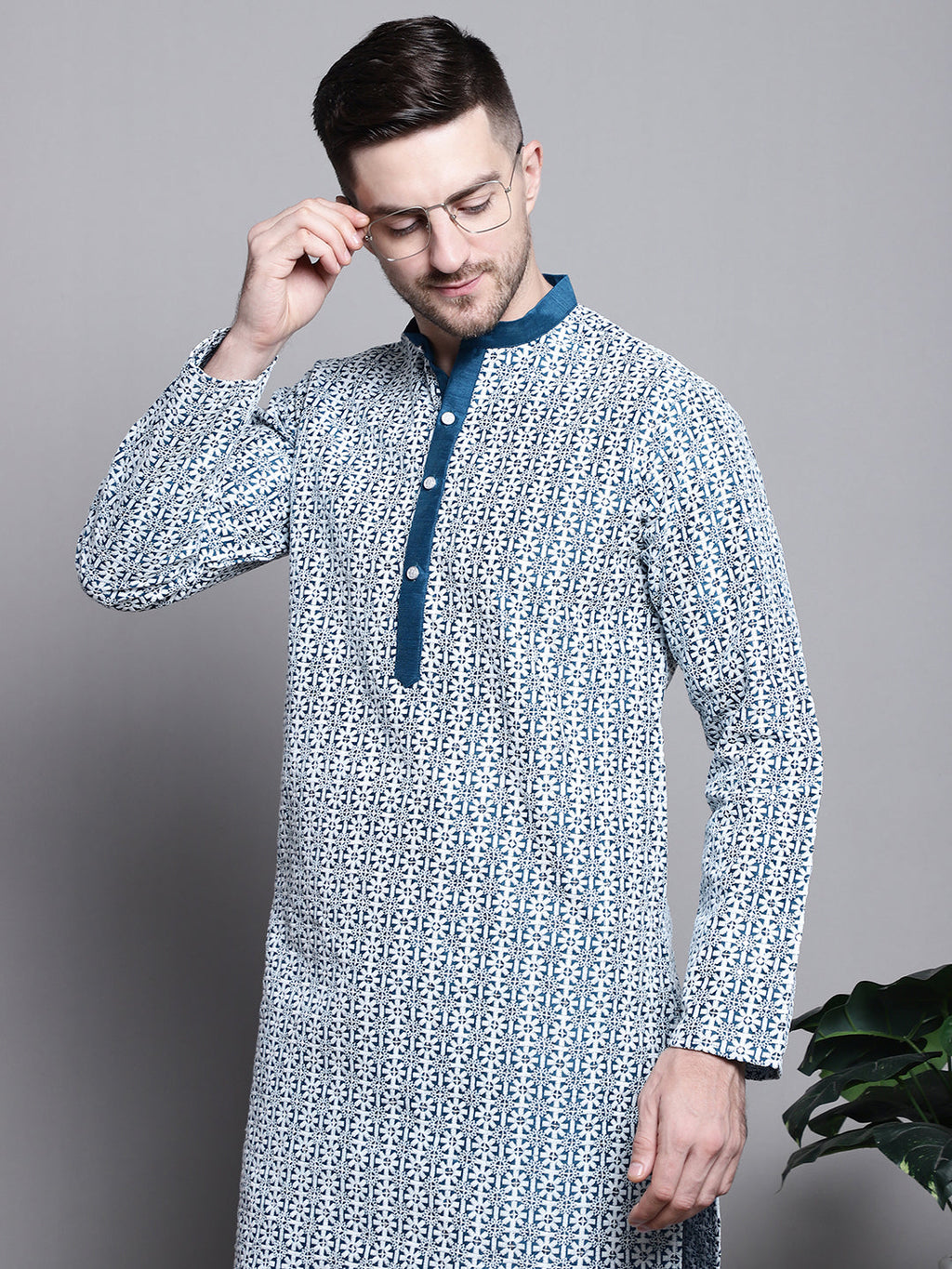 Jompers Men's Sequin Embroidered Silk Blend Kurta with Pyjamas - Peacock | Grocsy