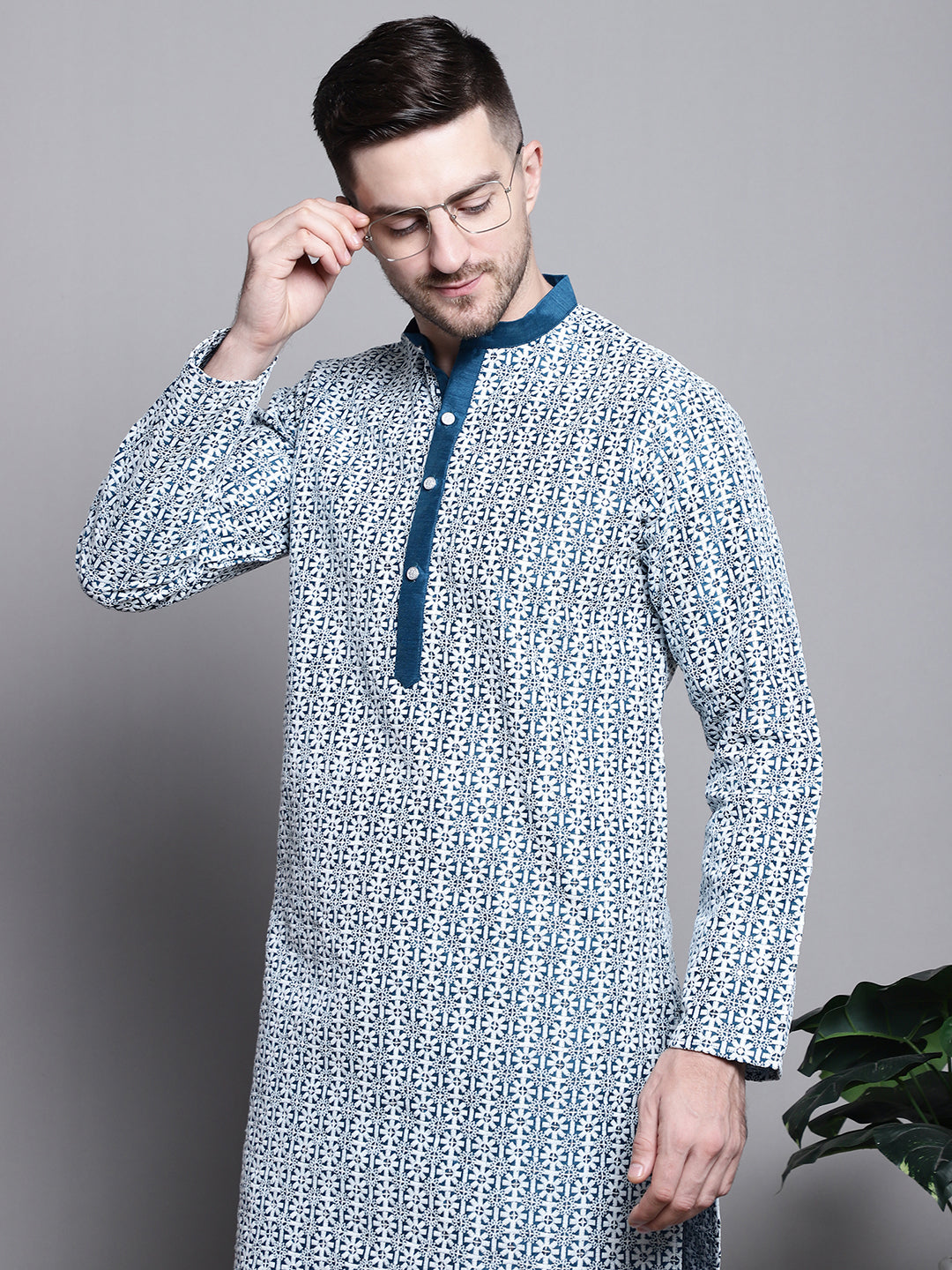 Jompers Men's Sequin Embroidered Silk Blend Kurta with Pyjamas - Peacock | Grocsy