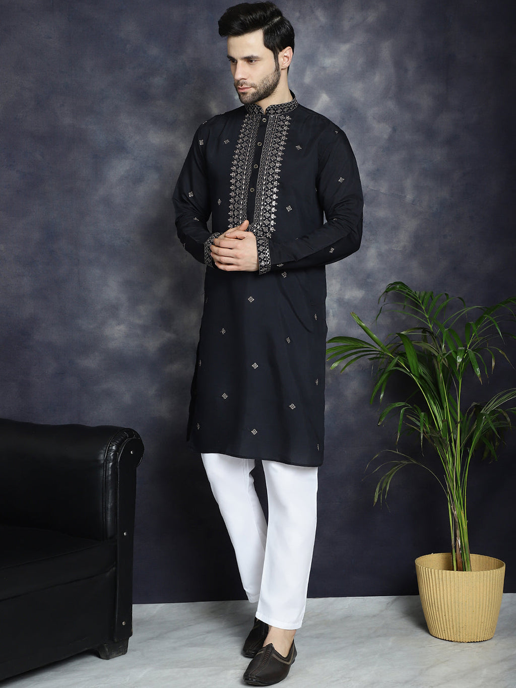 Jompers Men's Sequins Embroidered Kurta With Pyjama - Black | Grocsy