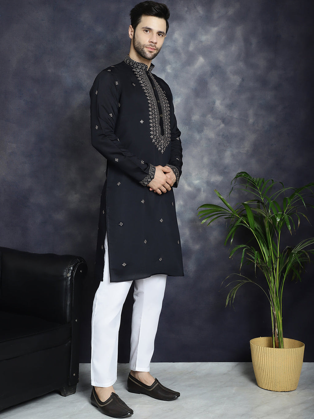 Jompers Men's Sequins Embroidered Kurta With Pyjama - Black | Grocsy