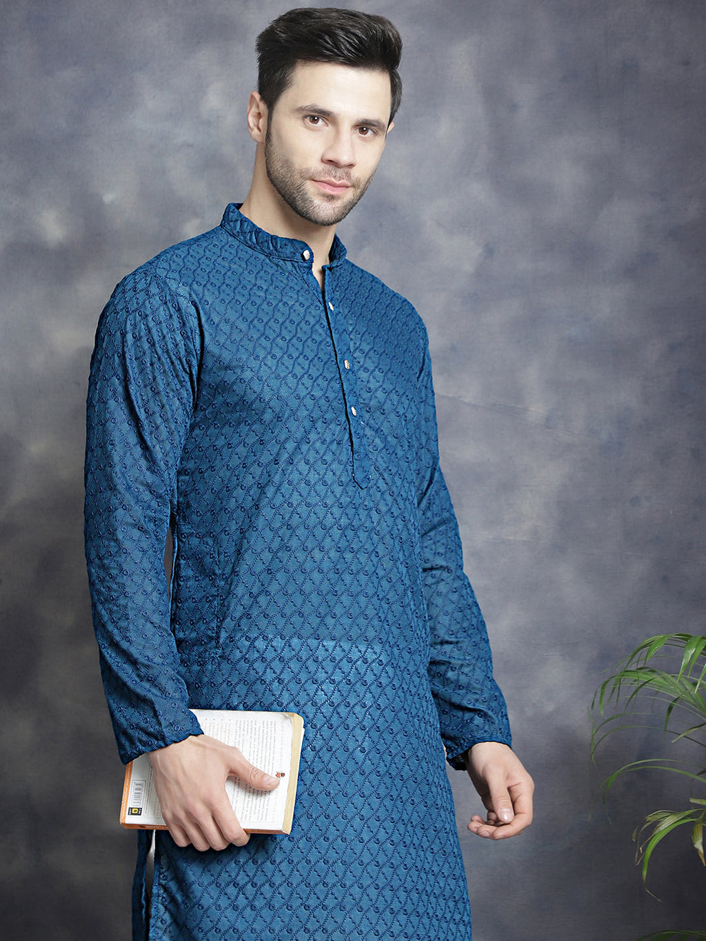 Jompers Men's Chikankari Pure Cotton Kurta - Peacock | Grocsy