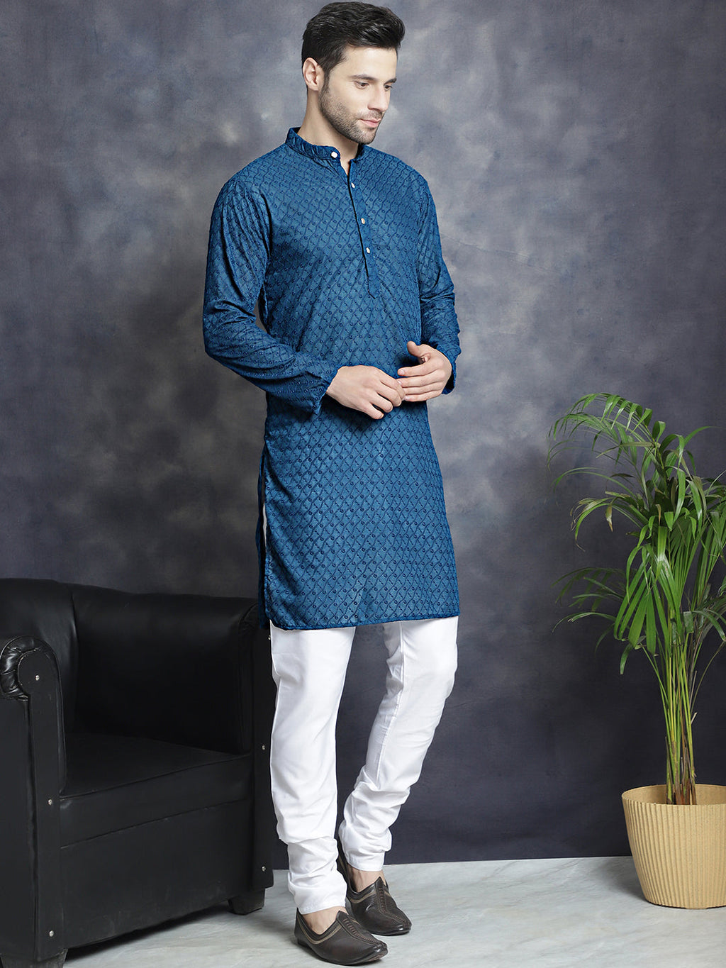Jompers Men's Chikankari Pure Cotton Kurta - Peacock | Grocsy
