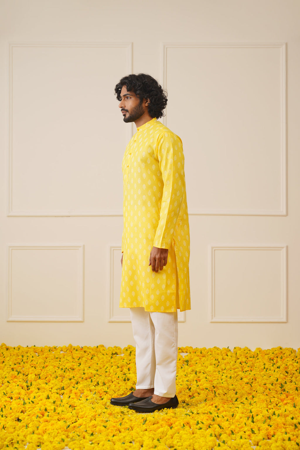 Jompers Men's Cotton Floral printed kurta Pyjama Set - Lemon | Grocsy