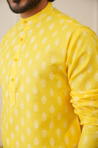 Jompers Men's Cotton Floral printed kurta Pyjama Set - Lemon | Grocsy