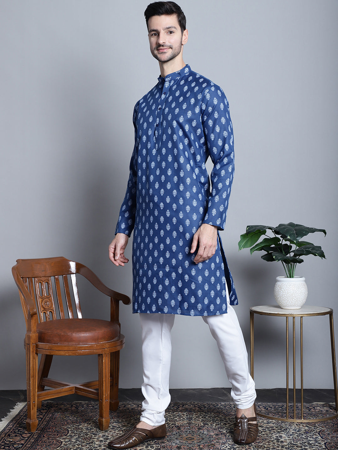 Jompers Men's Cotton Floral printed kurta Pyjama - Navy Blue | Grocsy
