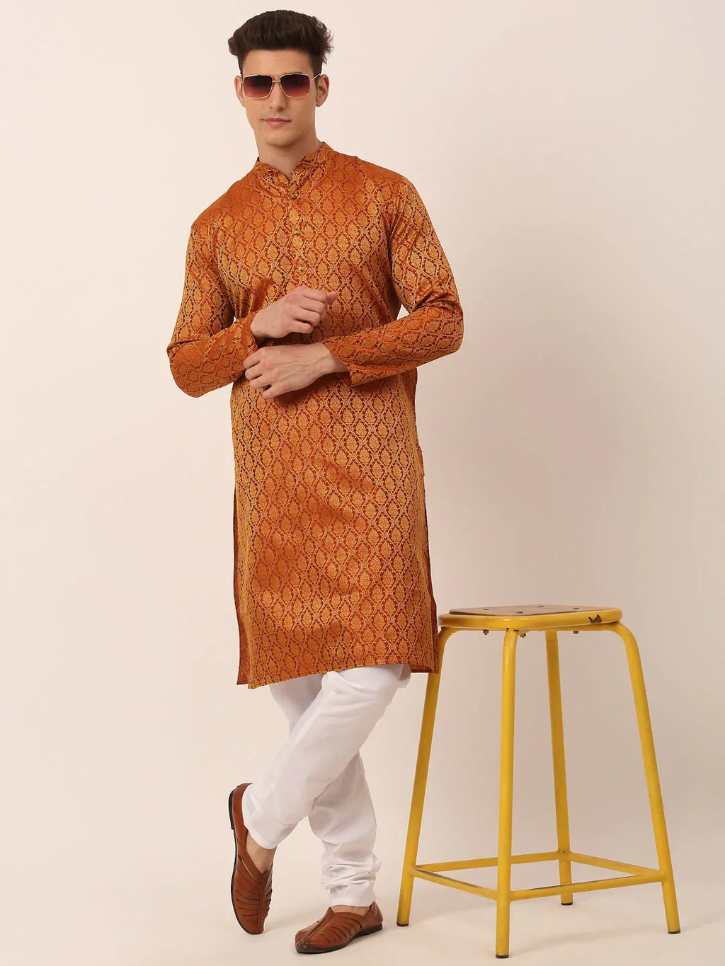 Jompers Men's Woven Design Jacquard Kurta Pyjama - Maroon | Grocsy