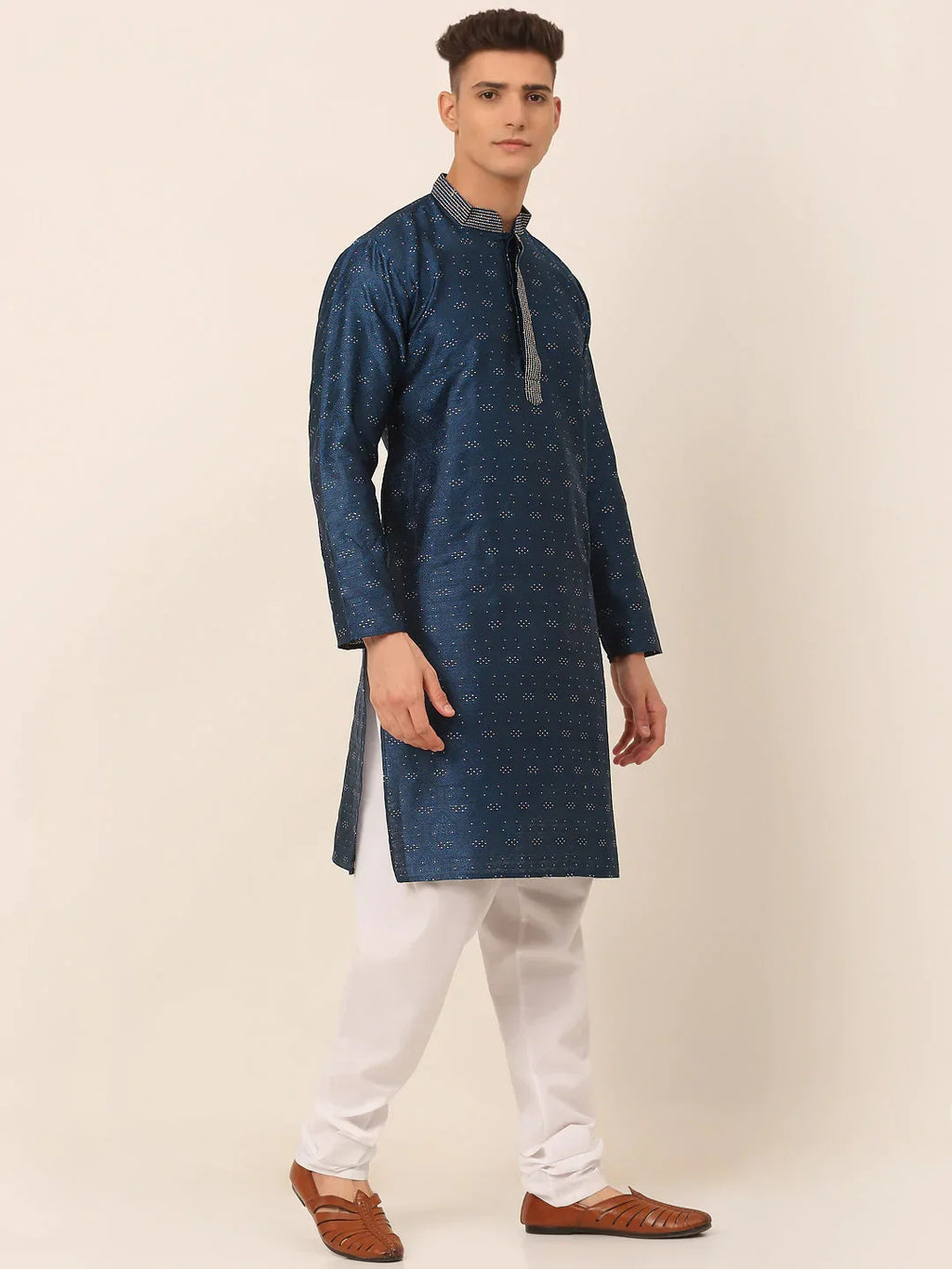 Jompers Men's Silk Blend Collar Embroidered Kurta Pyjama Set - Peacock | Grocsy