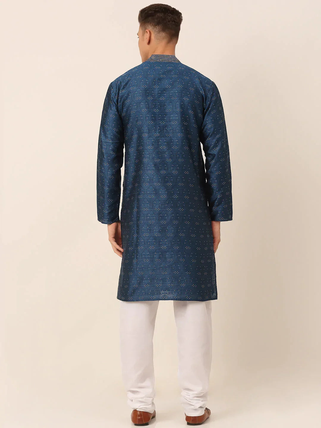 Jompers Men's Silk Blend Collar Embroidered Kurta Pyjama Set - Peacock | Grocsy