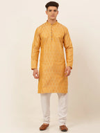 Jompers Men's Silver and Golden Woven Design Kurta Pajama | Grocsy
