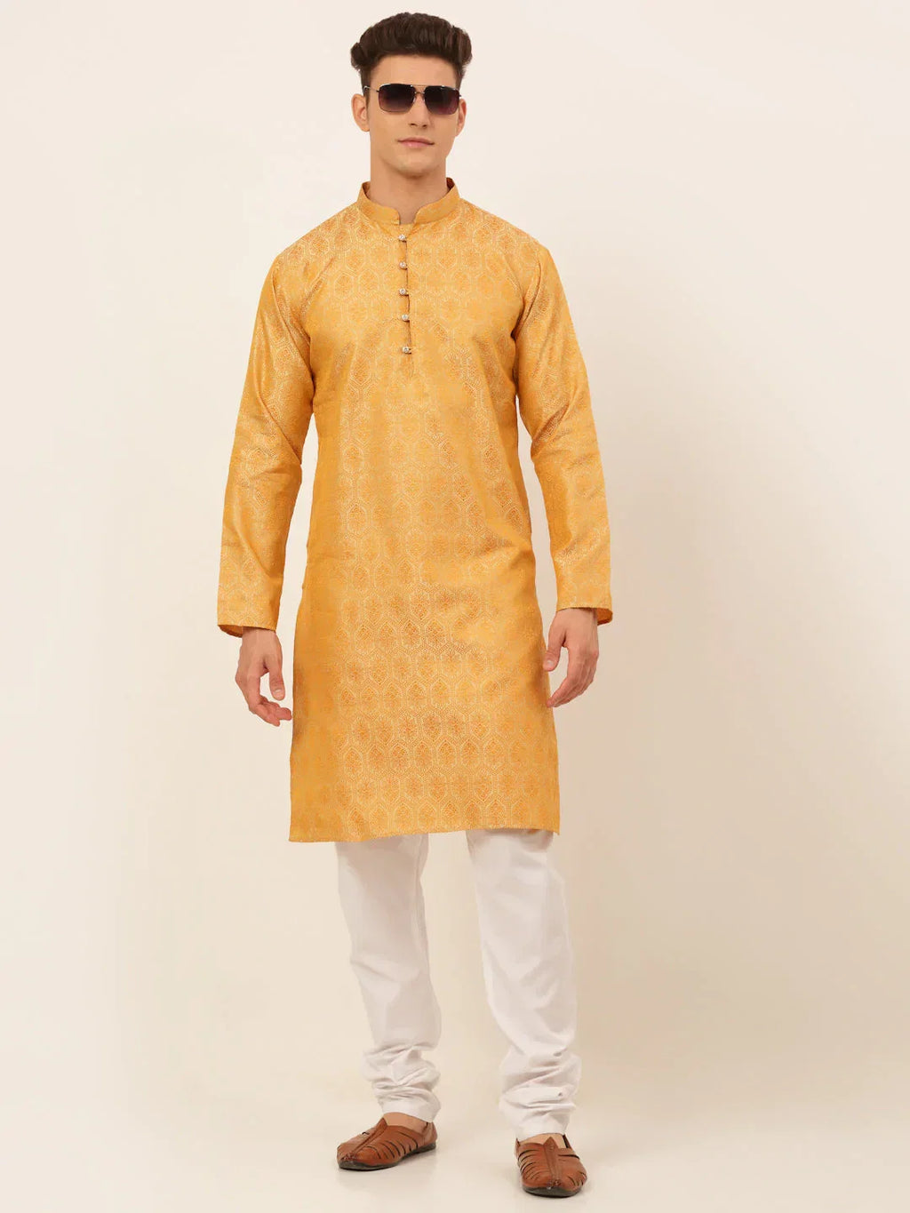 Jompers Men's Silver and Golden Woven Design Kurta Pajama | Grocsy