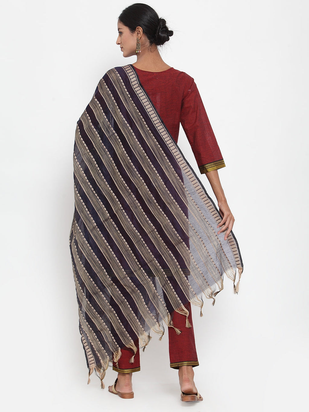 Jompers Women Maroon Solid Kurta with Trousers & Dupatta | Grocsy