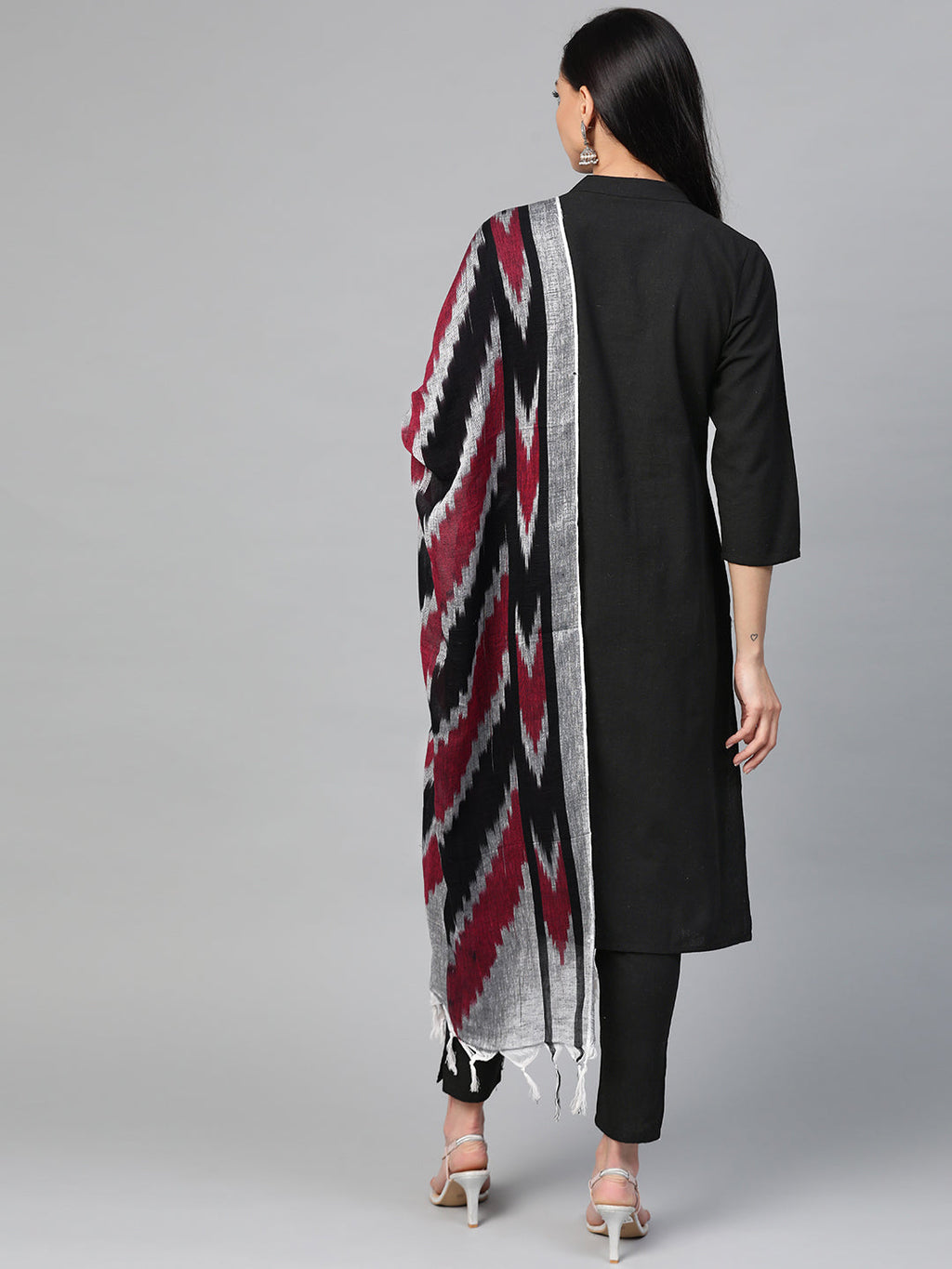 Jompers Women Black & Grey Solid Kurta with Trousers & Dupatta | Grocsy