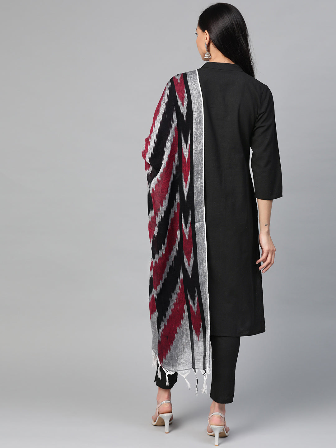 Jompers Women Black & Grey Solid Kurta with Trousers & Dupatta | Grocsy