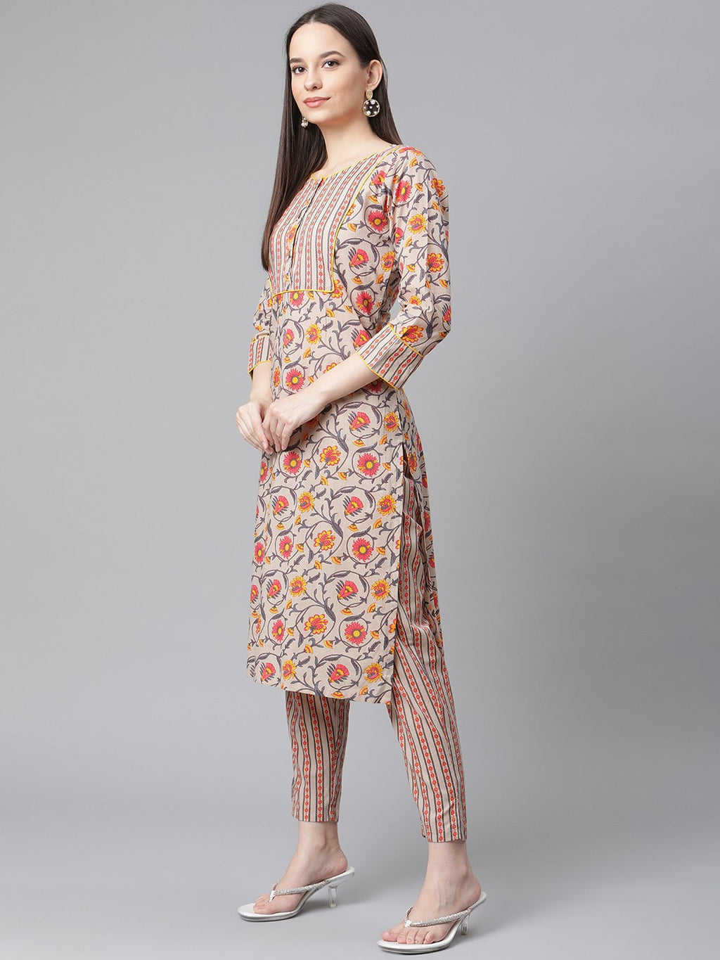 Jompers Women Grey & Peach Floral Pure Cotton Kurta with Trousers & Dupatta | Grocsy