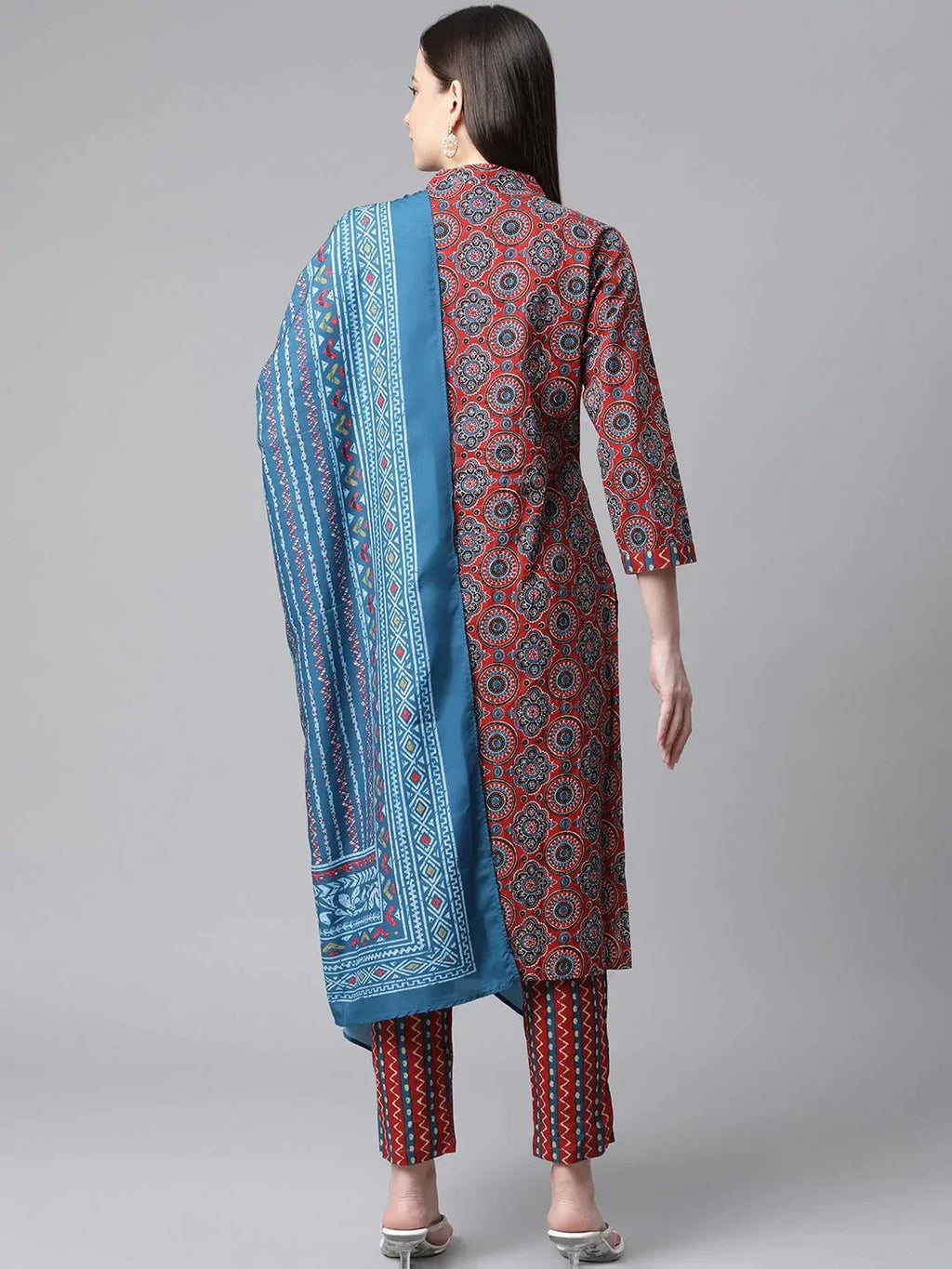 Jompers Women's Maroon & Blue Printed Regular Pure Cotton Kurta with Trousers & With Dupatta | Grocsy