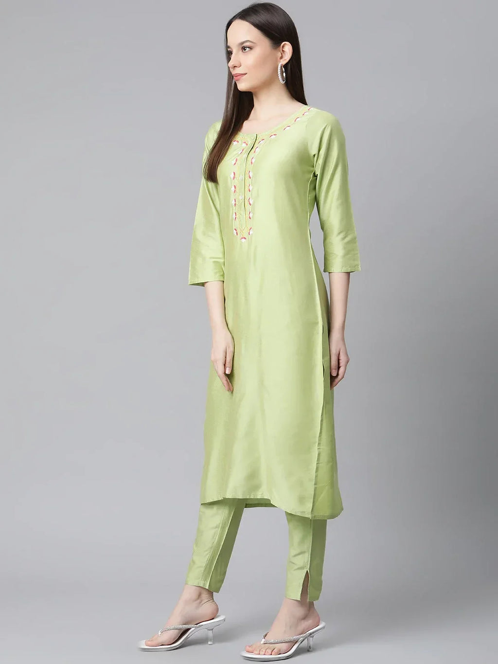 Jompers Women's Green Embroidered Regular Kurta with Trousers & With Dupatta | Grocsy
