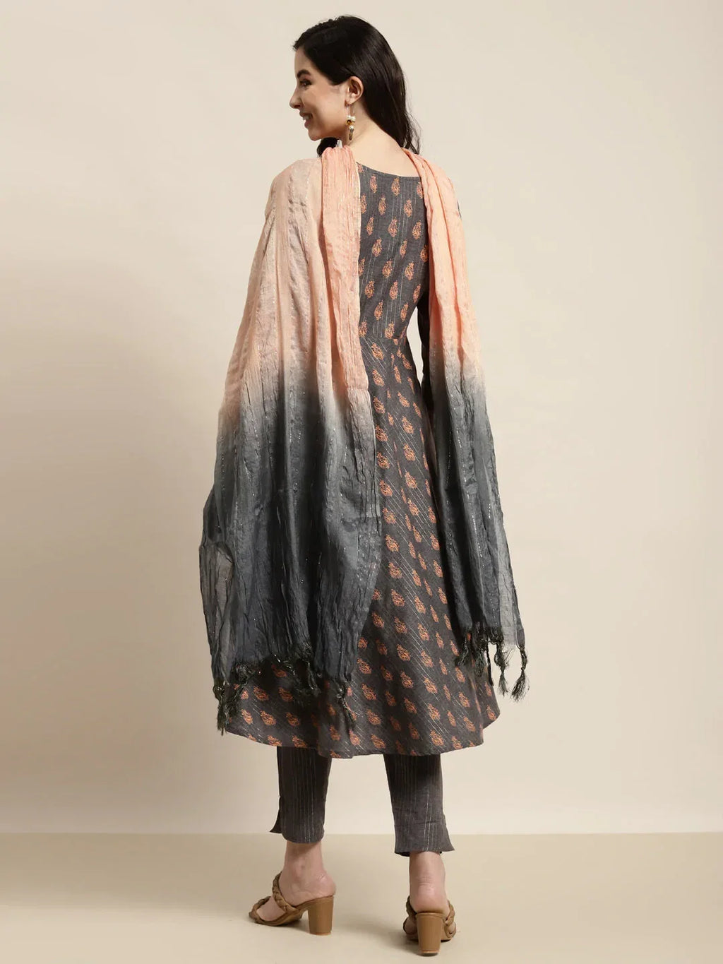 Jompers Women's Printed Kurta with Trousers & With Dupatta - Grey | Grocsy