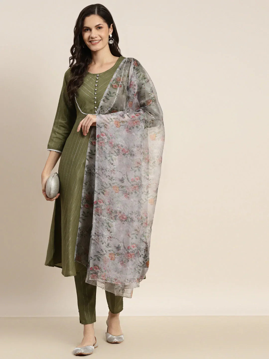 Jompers Women's Gotta Patti Kurta with Trousers & With Dupatta - Green | Grocsy