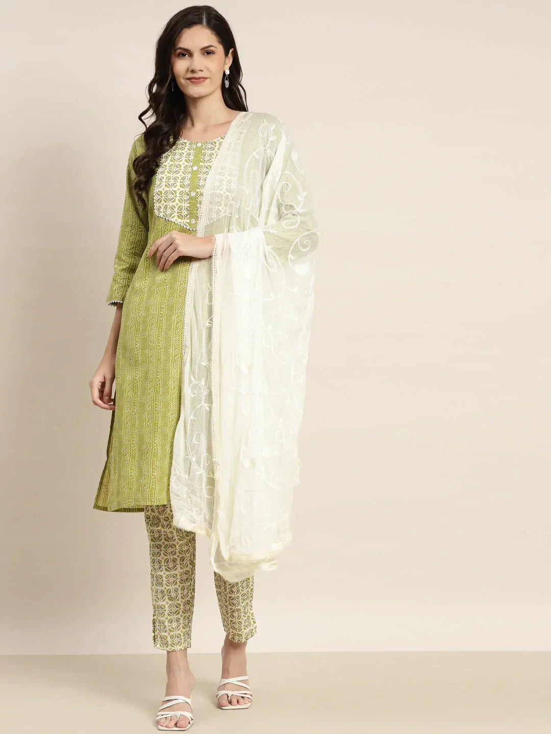 Jompers Women's Printed Gotta Patti Kurta with Trousers & Dupatta - Green | Grocsy