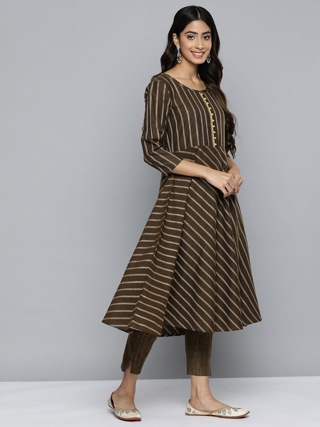 Jompers Women's Brown Embroidered Regular Kurta with Trousers & With Dupatta | Grocsy