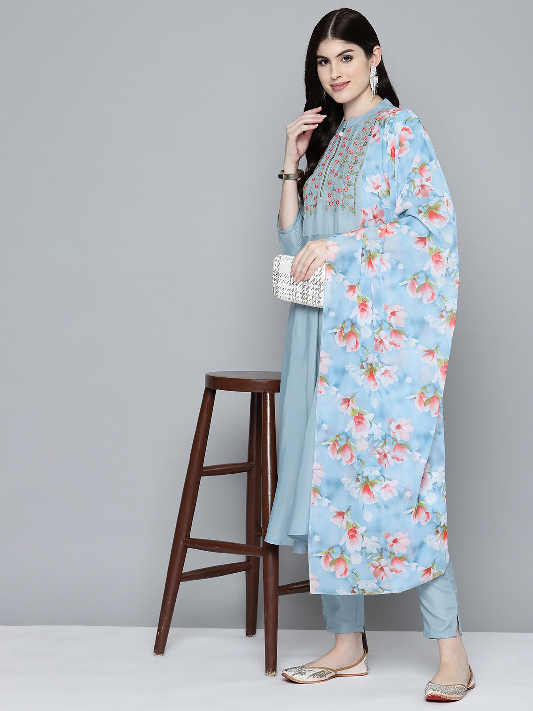 Jompers Women's Embroidered Thread Work Kurta & Trousers With Dupatta - Grey | Grocsy