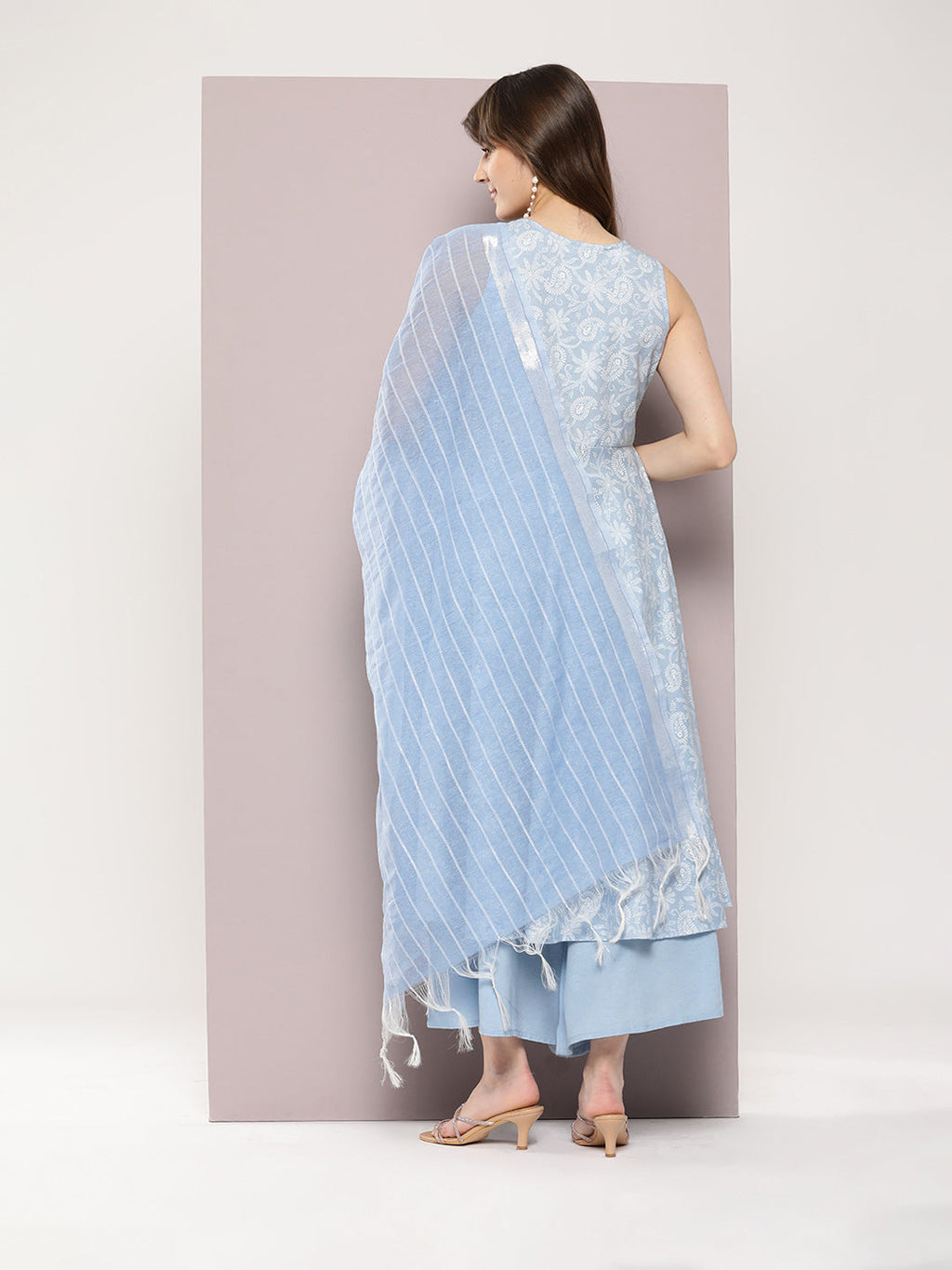 Jompers Women's Printed flared kurta palazzo dupatta set - Blue | Grocsy