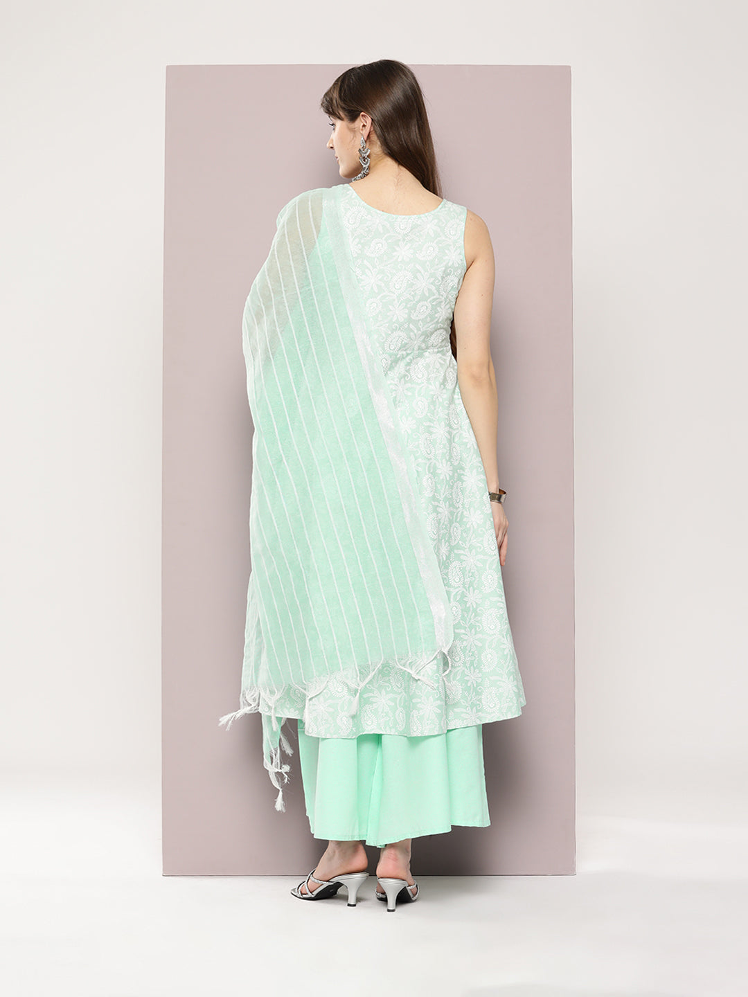 Jompers Women's Printed flared kurta palazzo dupatta set - Green | Grocsy