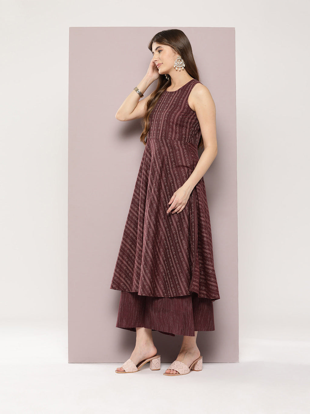 Jompers Women's Jacquard flared kurta palazzo dupatta set - Maroon | Grocsy