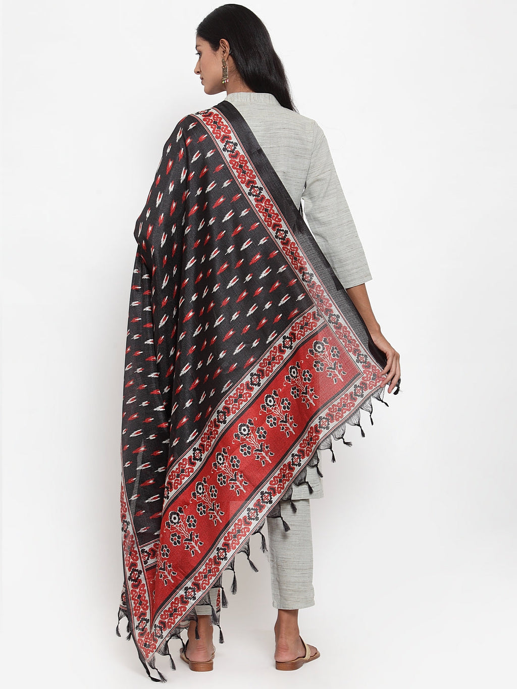 Jompers Women Grey Solid Kurta with Trousers & Dupatta | Grocsy