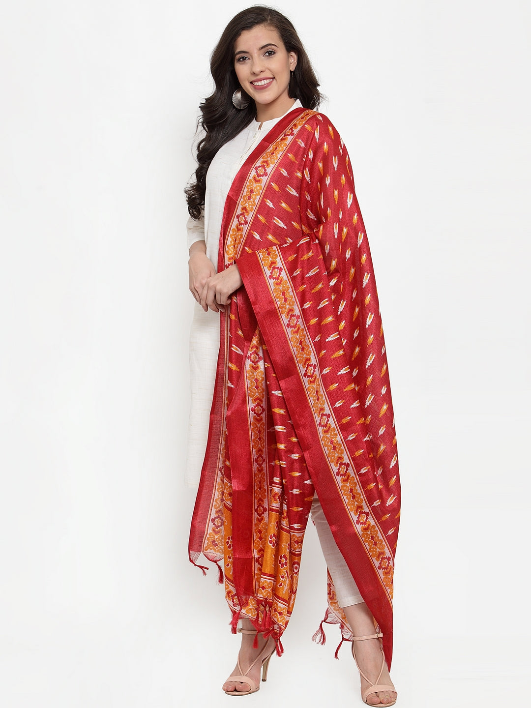 Jompers Women Off-White Solid Kurta with Trousers & Dupatta | Grocsy