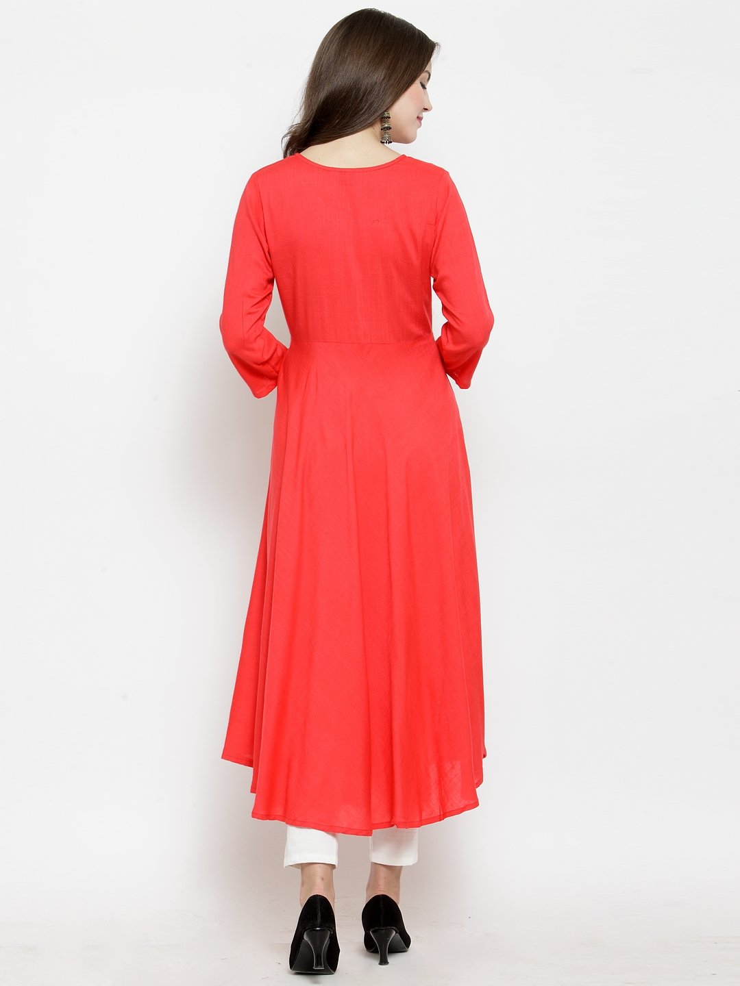 Jompers Women Peach embroidered Flaired Kurta | Grocsy