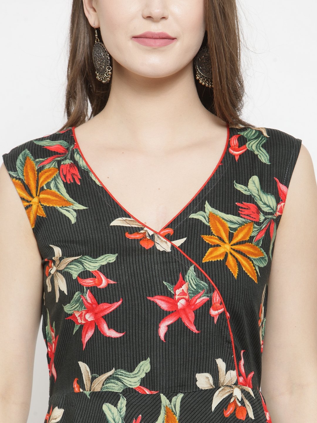 Jompers Women Black & Red Floral Printed Rayon A-Line Kurta | Grocsy