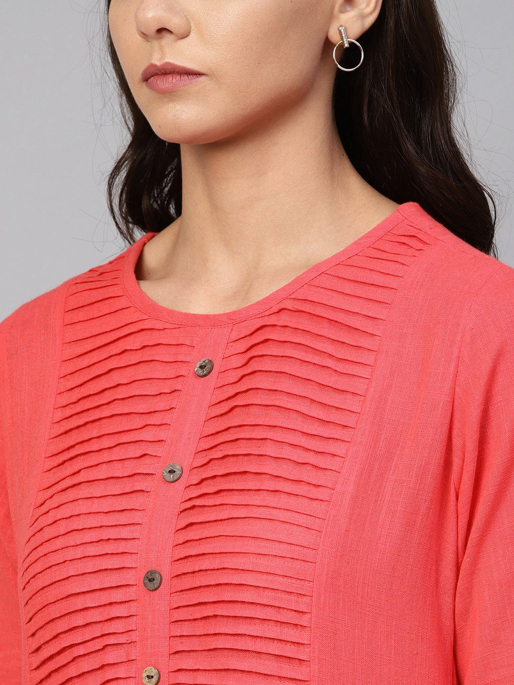 Jompers Women Peach Cotton Straight Kurta with Pintucks | Grocsy