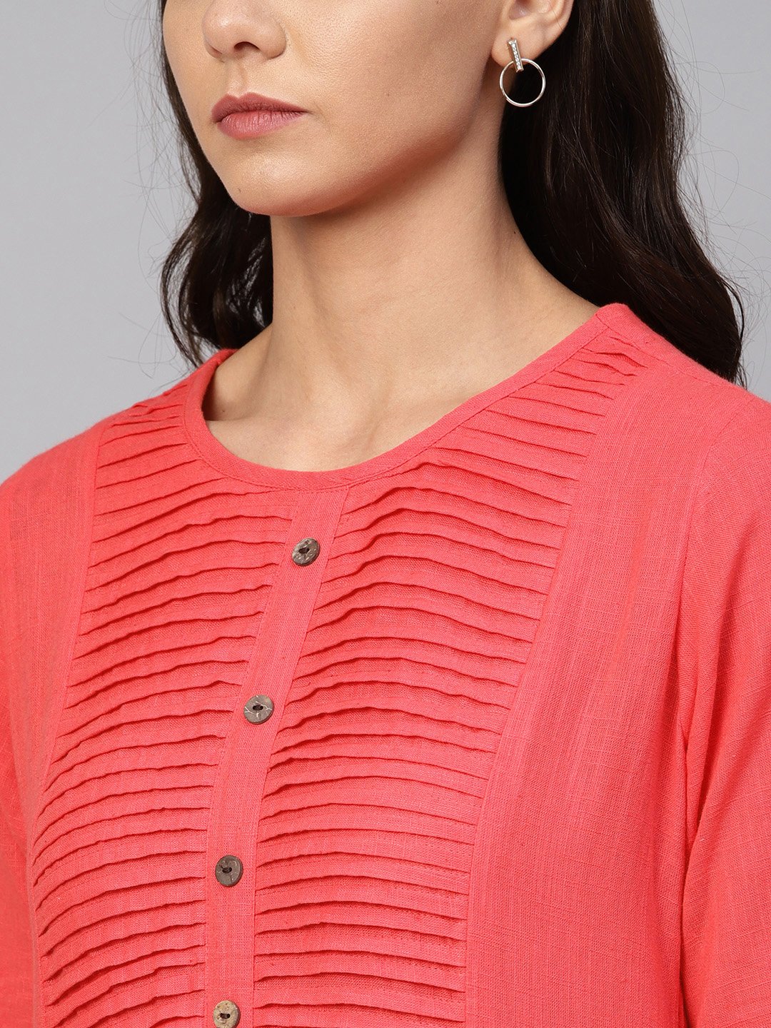 Jompers Women Peach Cotton Straight Kurta with Pintucks | Grocsy