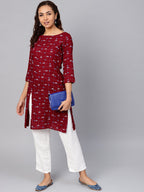 Jompers Women Maroon & Off-White Checked Straight Kurta | Grocsy