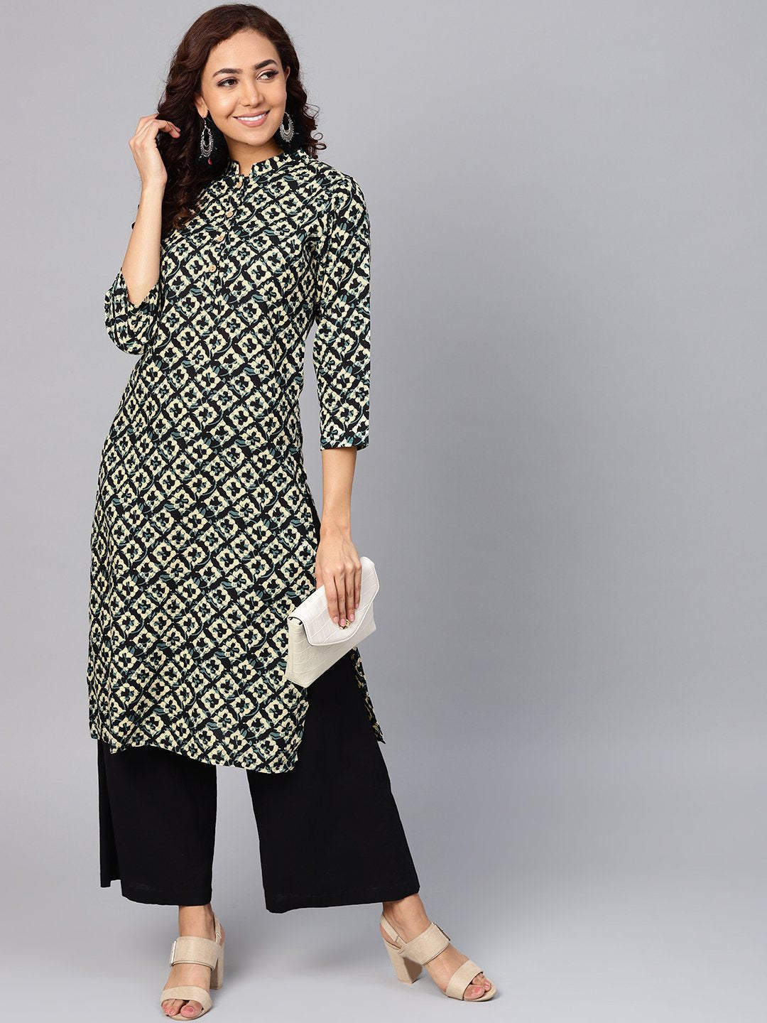 Jompers Women Cream-Coloured & Black Printed Straight Kurta | Grocsy