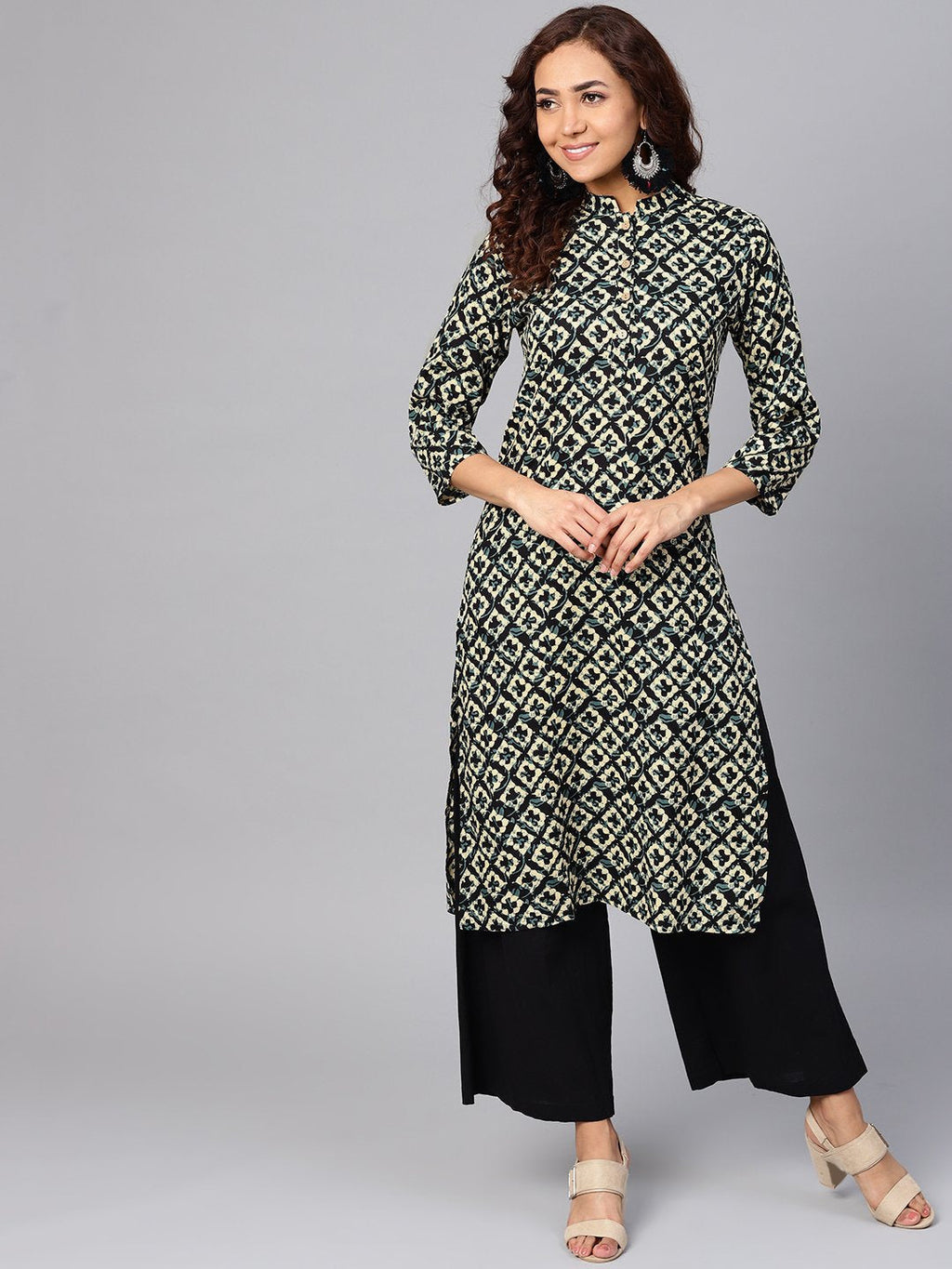 Jompers Women Cream-Coloured & Black Printed Straight Kurta | Grocsy