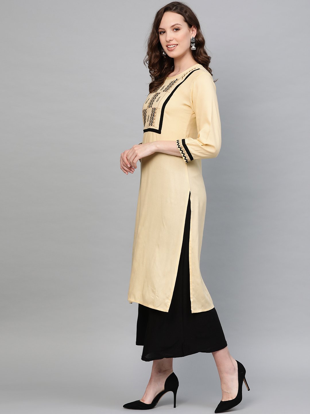 Jompers Women Cream-Coloured Yoke Design Straight Kurta | Grocsy