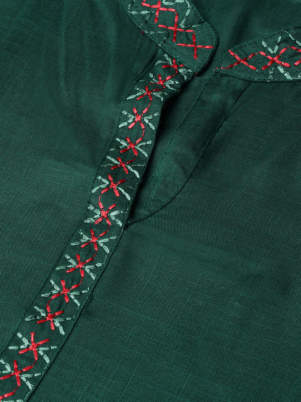 Jompers Women Green Embroidered Straight Kurta | Grocsy