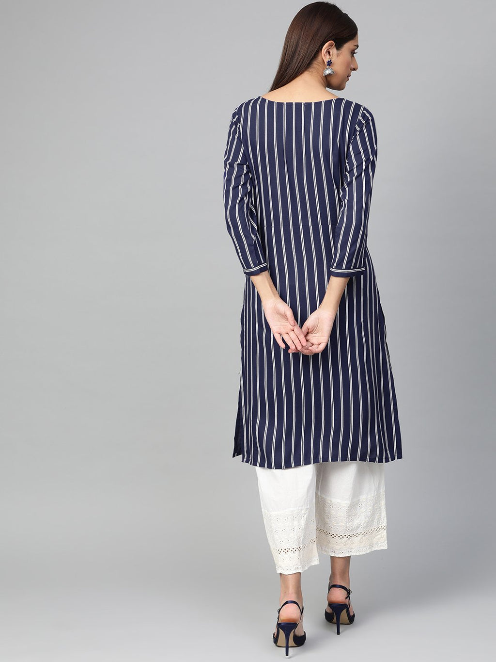 Jompers Women Navy Blue & White Striped Straight Kurta | Grocsy
