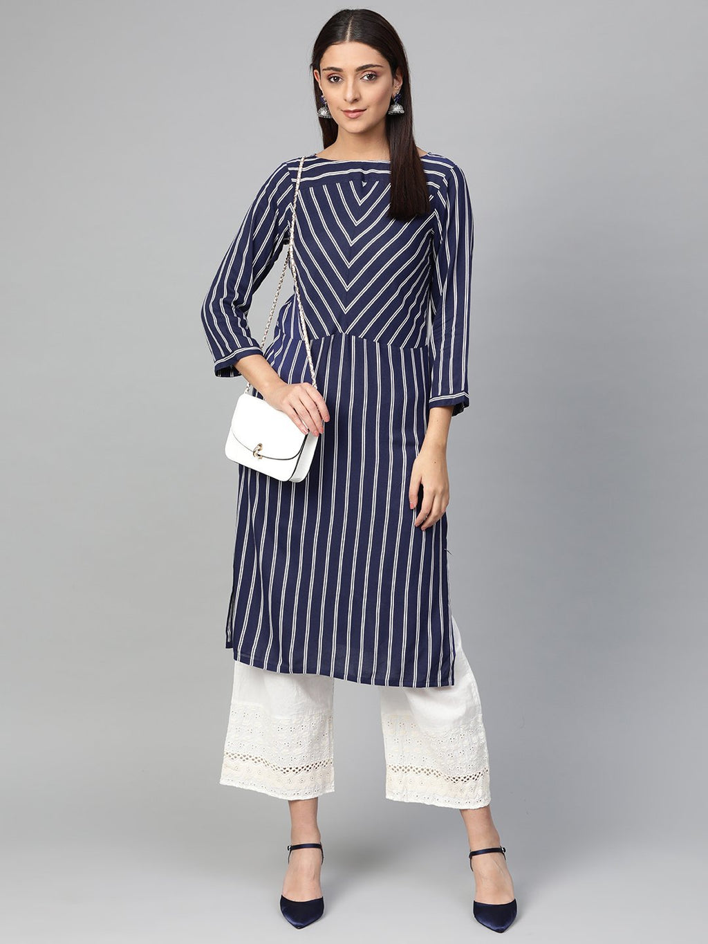 Jompers Women Navy Blue & White Striped Straight Kurta | Grocsy
