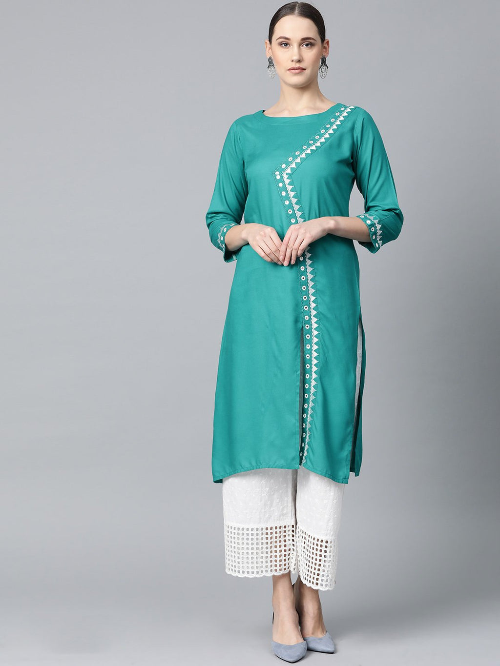 Jompers Women Rama Green Embroidered Straight Kurta | Grocsy
