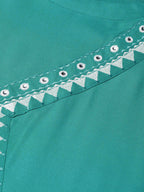 Jompers Women Rama Green Embroidered Straight Kurta | Grocsy